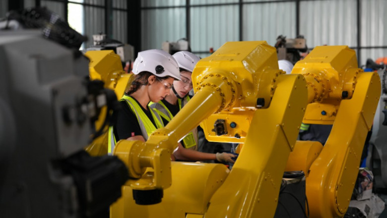 Navigating the Assembly Line: How to Stand Out When Applying for Assembly Line Jobs in Brampton