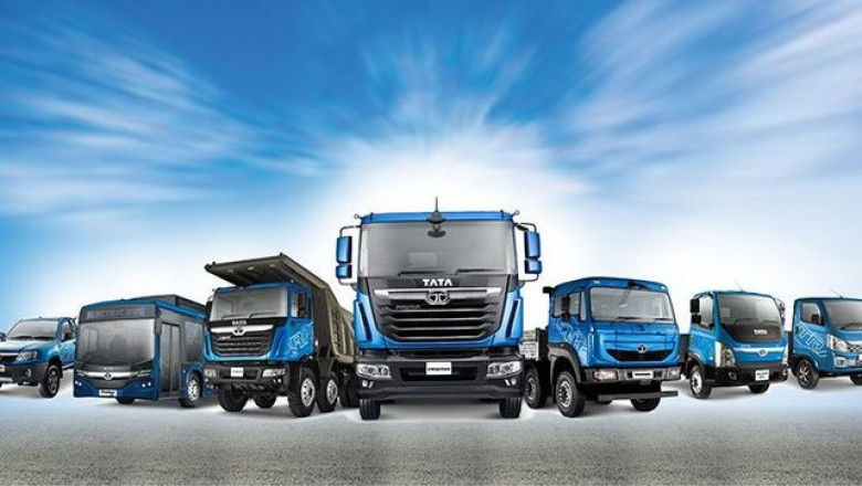 What should you consider before buying a small commercial vehicle in Morocco?