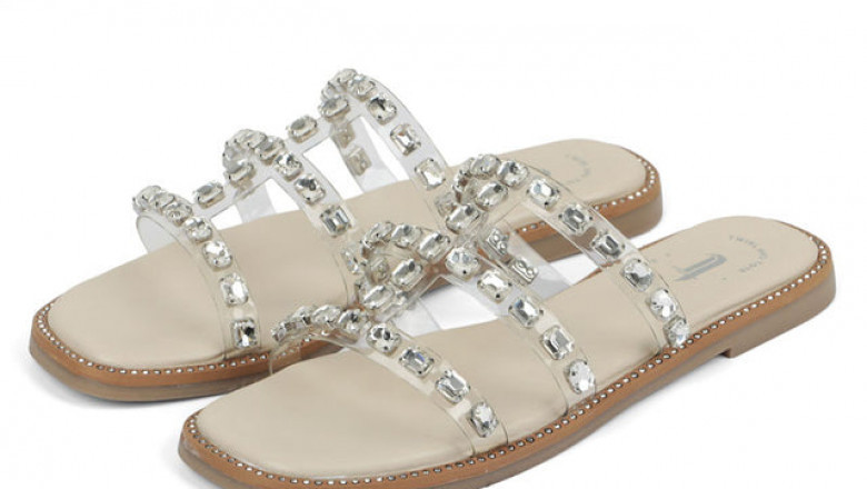 Buy Online Stylish & Comfortable Flats for Women