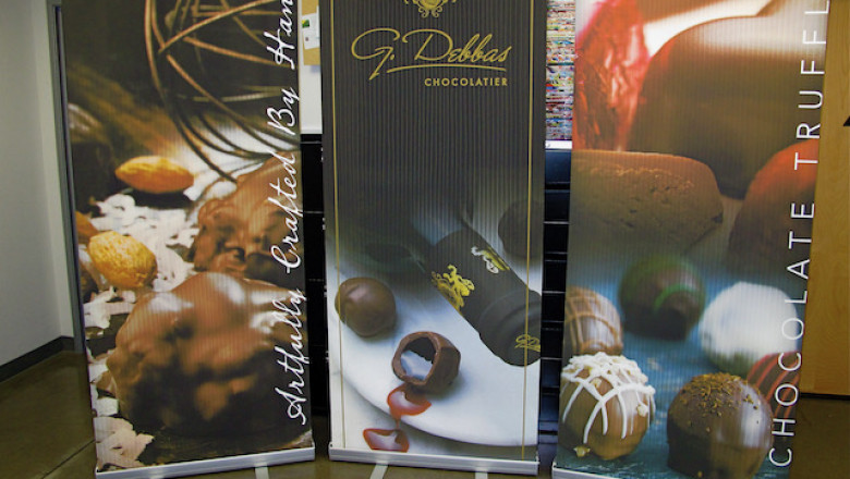 AlphaGraphics N. Coyote Dr: High-Quality Printing & Signage Solutions for Your Business