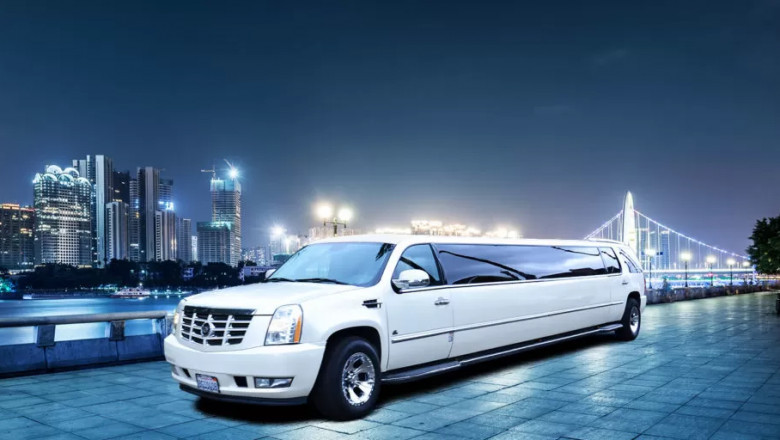 Discover Comfortable and Stylish Travel in Anaheim with 5Starlimooc
