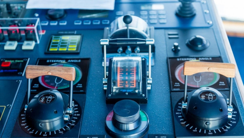 Marine Electronics Market Shifts Toward Digitalization, AI Integration, and Sustainable Maritime Technology Solutions