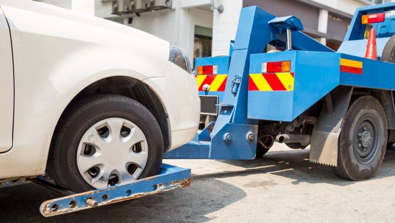 Top 10 Benefits of Using a Local Towing Service