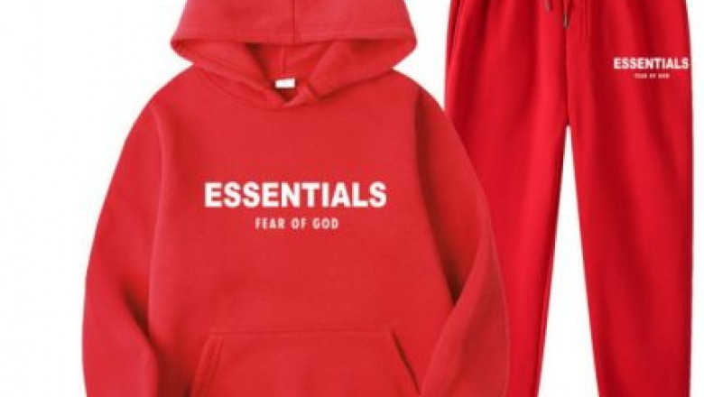 Essentials Pullover Hoodie – Soft, Stylish, and Simple