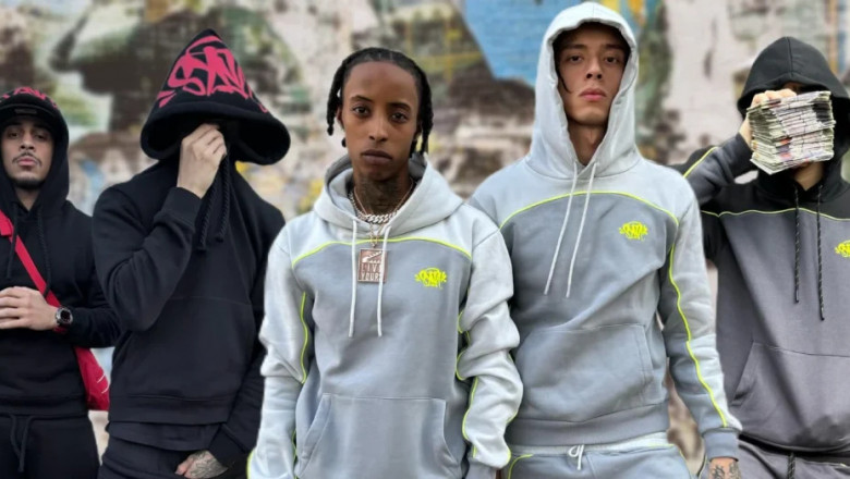 Felpa Syna World: Stile, Comfort e Identità nel Cuore dello Streetwear Futuristico