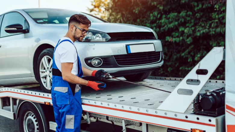 Vehicle Roadside Assistance Market: Trends and Forecast