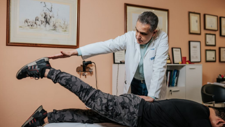 Treating Sports Injuries with Chiropractic Care in Dubai: Your Complete Recovery Guide Introduction: Why Athletes in Dubai Are Choosing Chiropractic Care