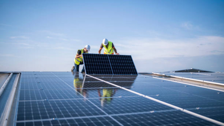 Impacto del Almacenamiento de Energía en la Reducción de Costos Industriales