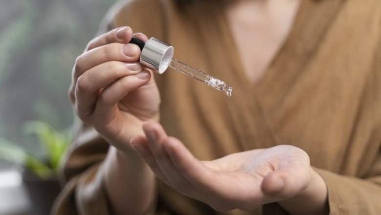 Phenoxyethanol vs. Natural Preservatives: Which Is Better for Your Skin?