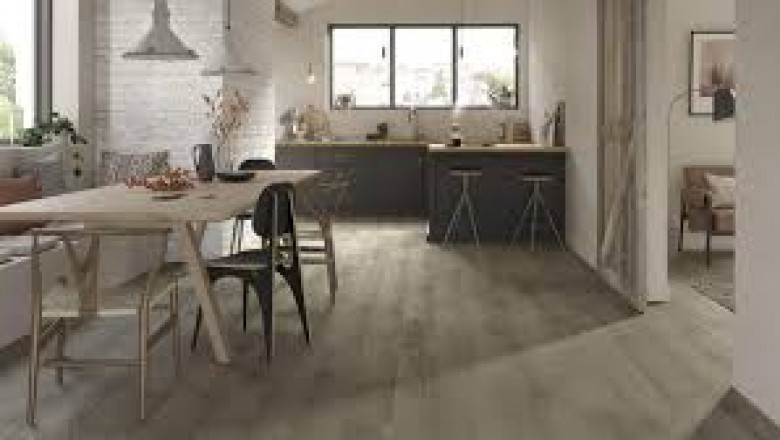 Residential Vinyl Flooring Materials Market retail distribution channel insights and sales performance metrics