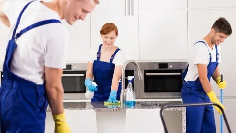 Easily Book On-Demand maid service in UAE with Urban Mop