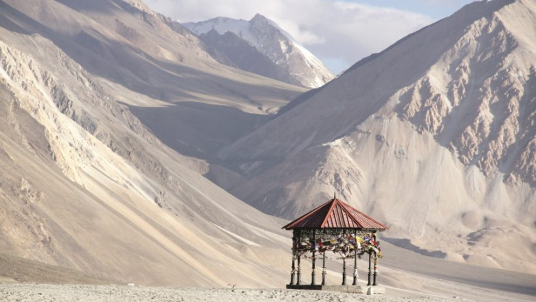 Pangong Lake &amp; Road Trip from Delhi to Leh Ladakh 2025: Complete Guide to Adventure, Scenic Routes &amp; Travel Tips
