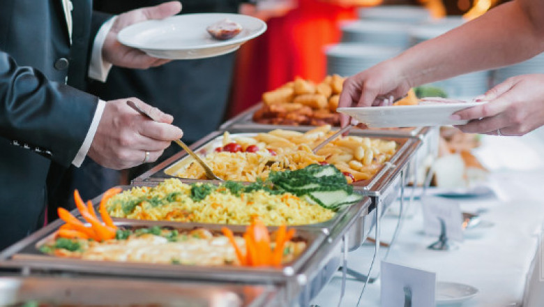 How to Choose the Right Catering Service for Your Event