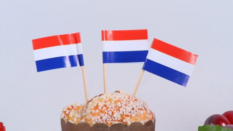 Custom Food Flags: Unique Branding for Your Business