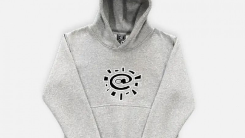 Why Oversized Hoodies Like Yours Are Still in Style