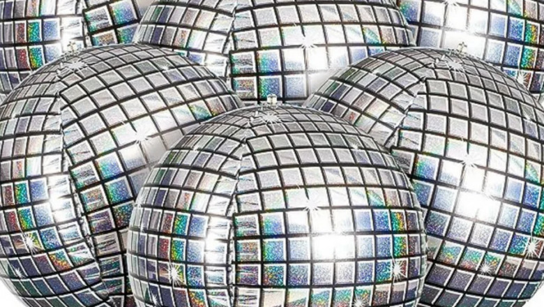 The Best Mylar Balloons for Anniversary Celebrations