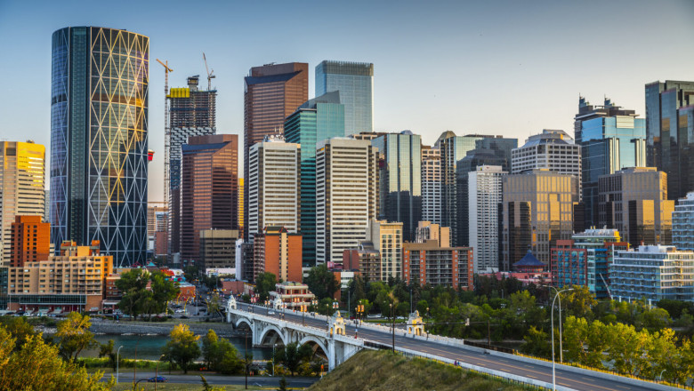 Laptop Repair Near Me: Calgary NW's Top Service Providers