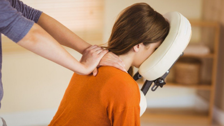 Knead Massage at New Moon Massage and Wellness: A Sanctuary for Relaxation and Rejuvenation