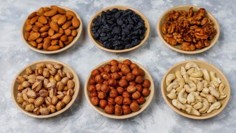 Top 10 Health Benefits of Eating Dry Fruits Daily