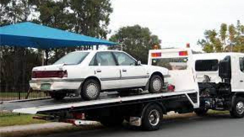 Why Car Removal Companies Are Used to Sell Old Cars for Cash