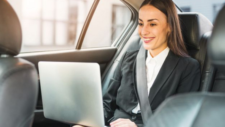 Legacy AirportTransfers: Premium Chauffeur Services