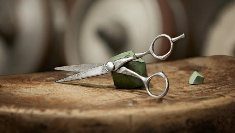 How to Choose the Right Size Hair Cutting Shears for Your Needs