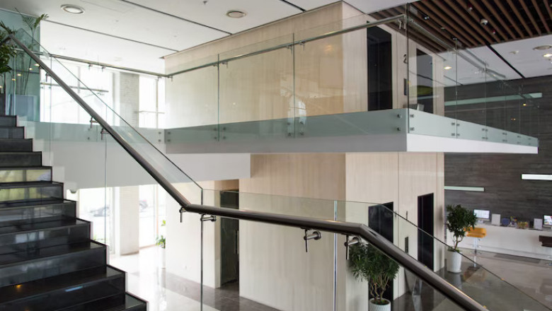 The Timeless Appeal of Wrought Iron Stair Railing Components