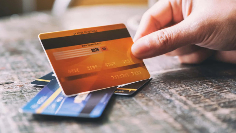 Premium Credit Card Market Inhibitors Impacting Growth, Usage, and Consumer Adoption in 2025