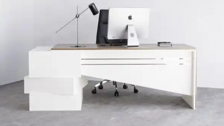 Modern Office Furniture Dubai