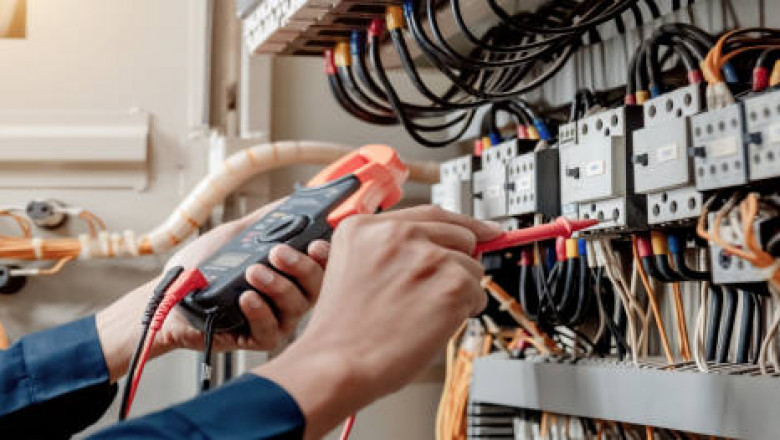 Everything You Should Know About Electrical Contractors in Dubai