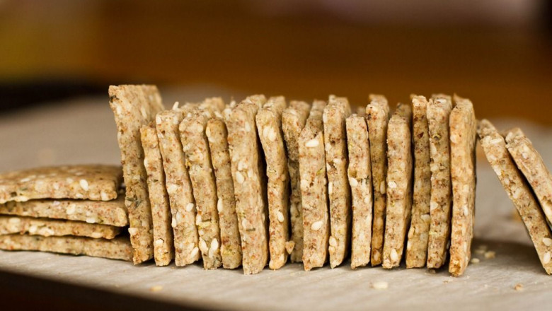 Gluten-free Crackers Market Opportunities in Convenience and On-the-Go Snacking