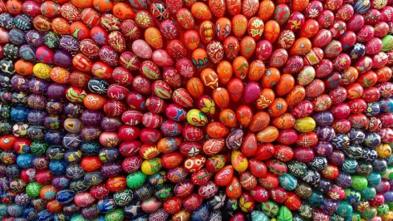 50+ Funny Easter Jokes for Adults to Break Out This Year