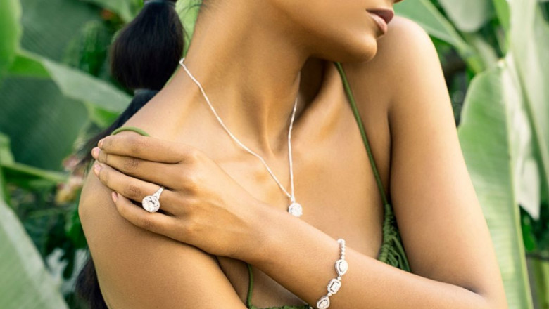 Why Lab-Grown Diamond Earrings and Solitaire Engagement Rings Are the Future of Fine Jewelry