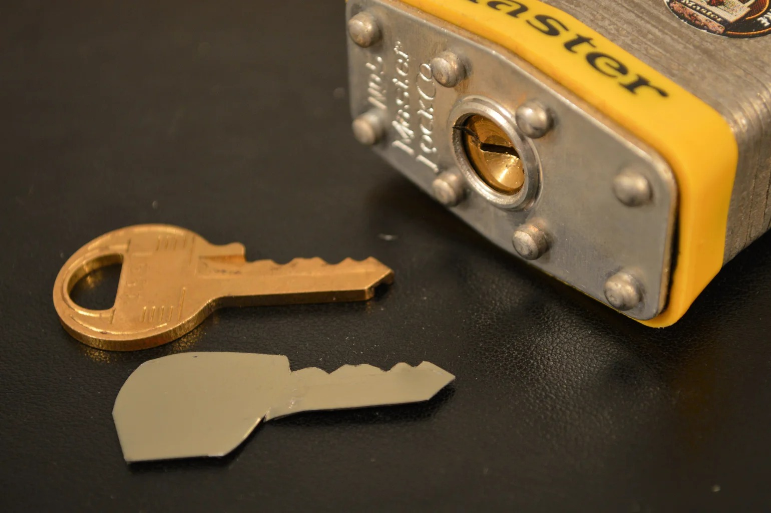 The Importance of Upgrading Your Business Security with Locksmith in Dubai