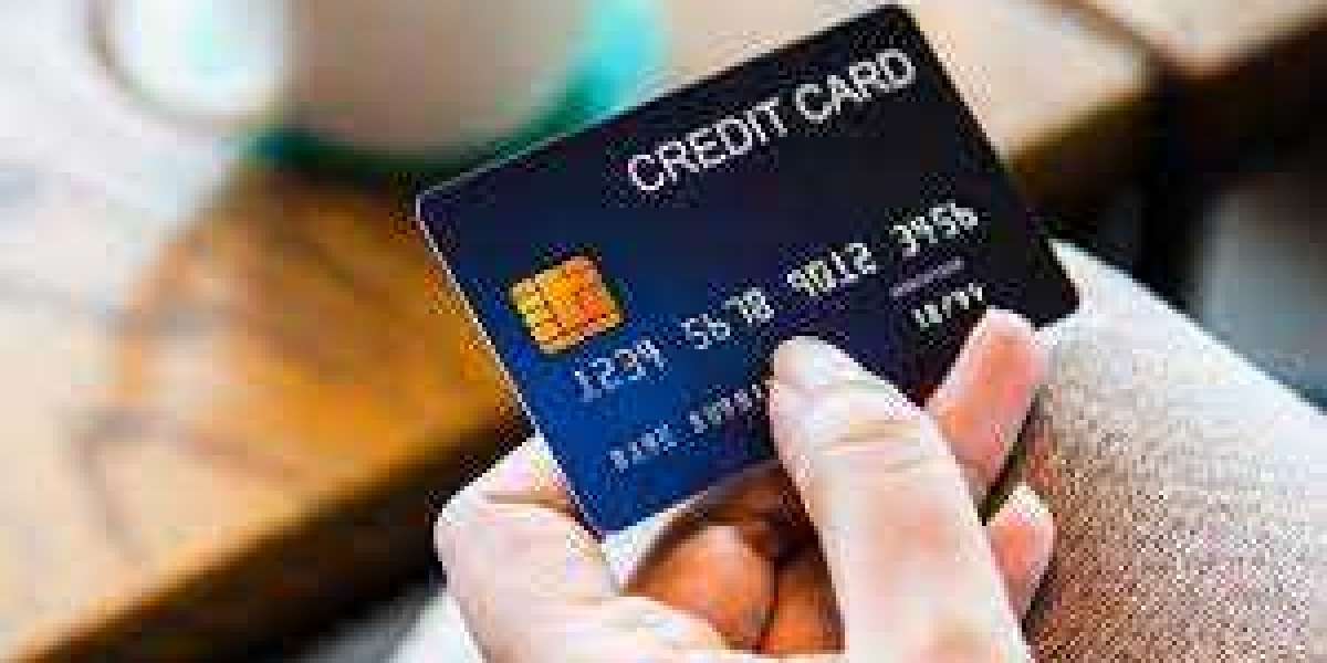 Age Limits and How Your Family Members Can Acquire Credit Cards