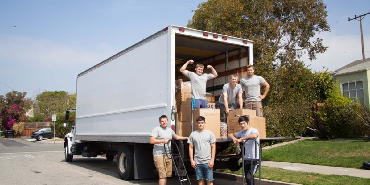 Going the Distance: Long Distance Movers and Storage Options in Orlando