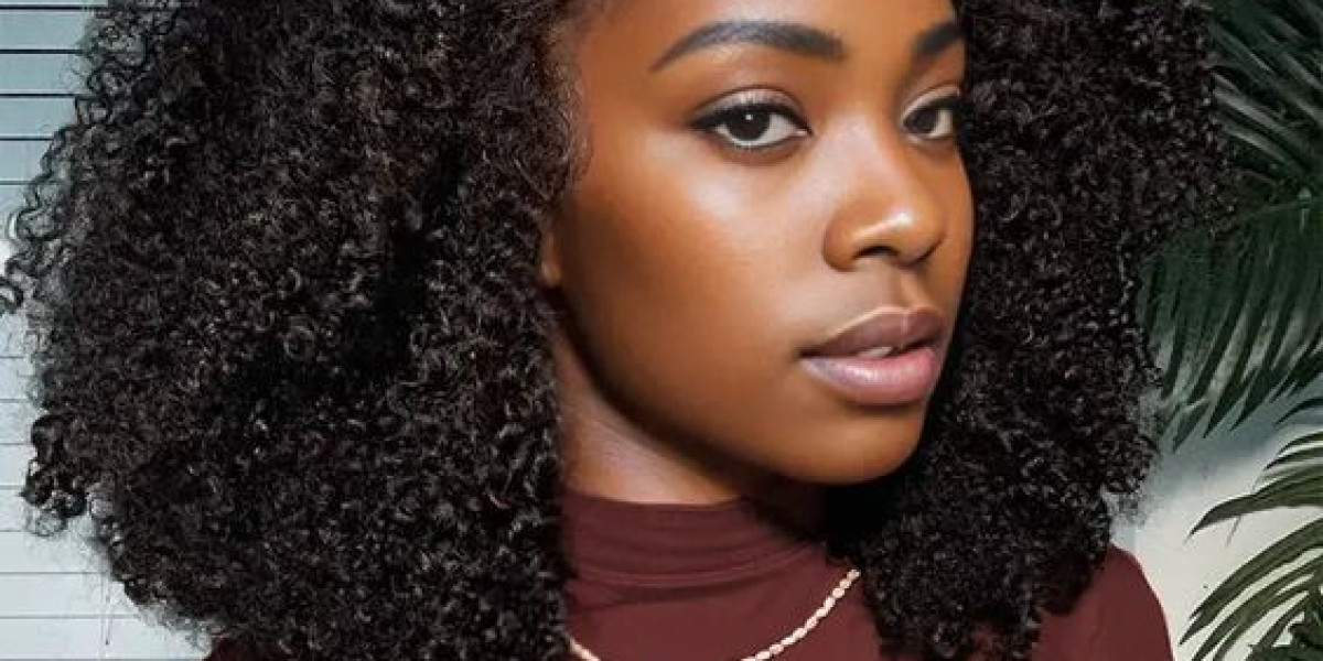The Hottest Curly Wig Styles for Summer