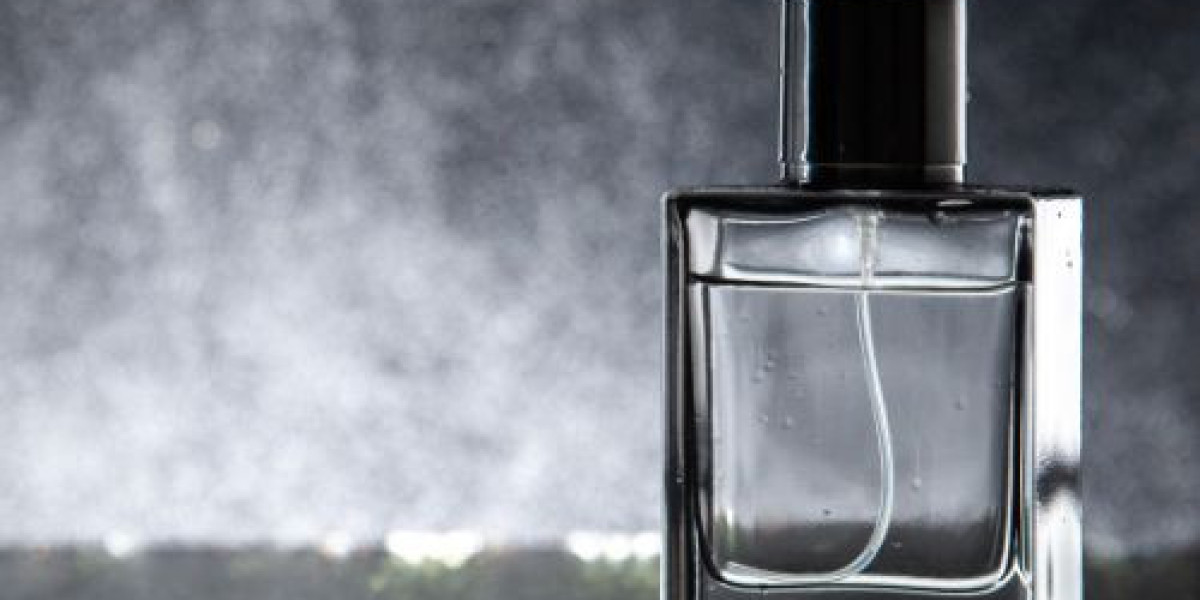The Art and Science of Long-Lasting Perfume: Making Your Scent Endure