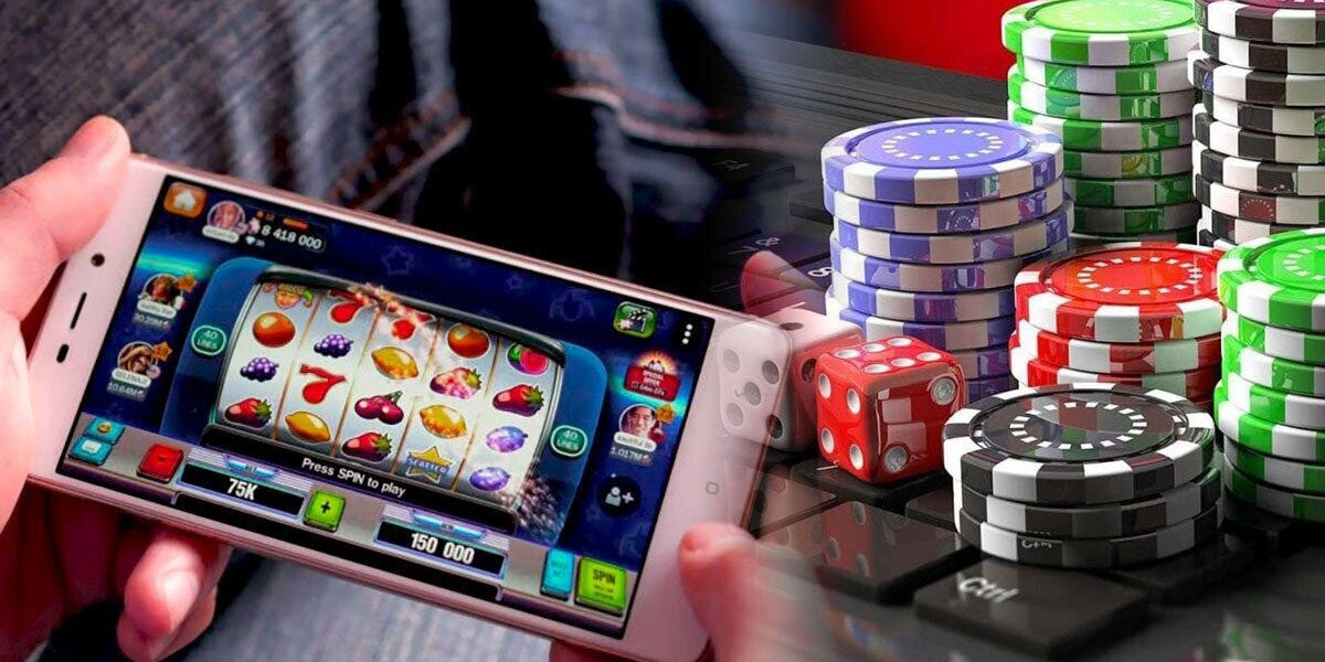 The Evolution of Live Dealer Games in Online Casinos: Immersive Experiences and Technology Advancements