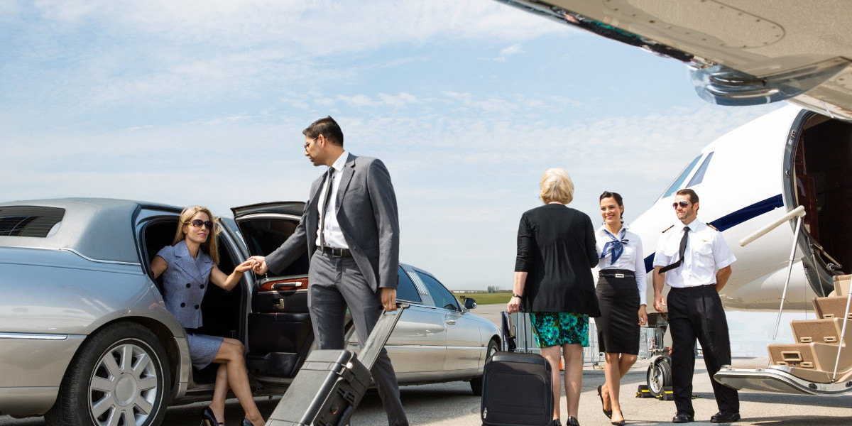 Luxurious and Efficient Travel: VIP Limo Service, Corporate Limo Service, and the Best Airport Limousine in Singapore