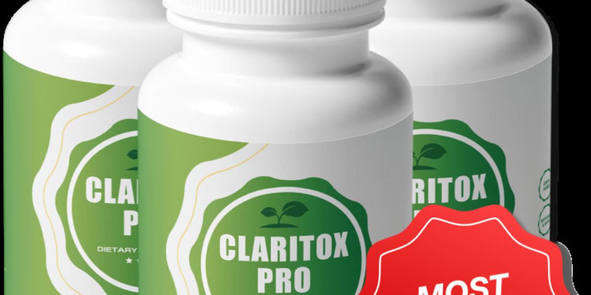 Do users mention any improvements in cognitive function or mental clarity with ClariTox Pro?
