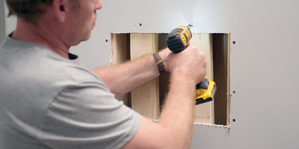 A Comprehensive Guide to Drywall Hole Repair