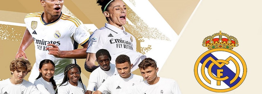 Câu lạc bộ bóng đá RealMadrid Cover Image