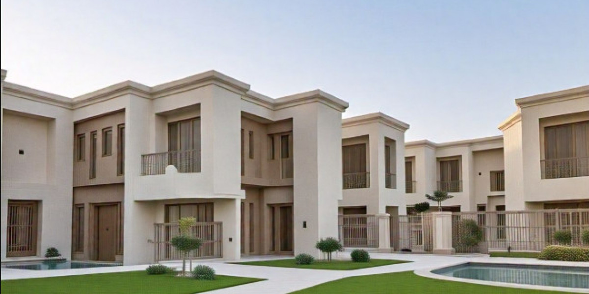 How Does the Villa Market in The Pearl Compare to Other Areas in Qatar?