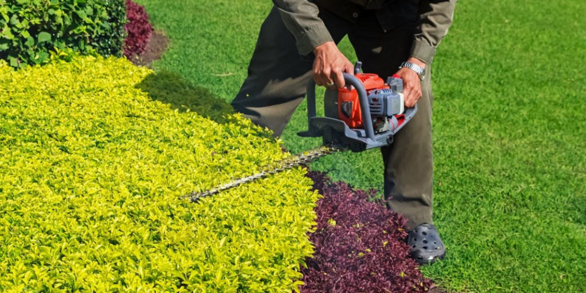 Mulching Services in Baton Rouge, LA: Enhance Your Lawn and Garden