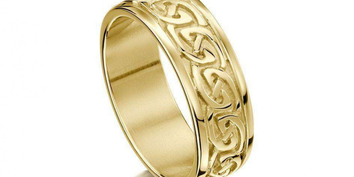 Celtic Knot Ring: A Timeless Symbol of Heritage and Craftsmanship by Sheila Fleet