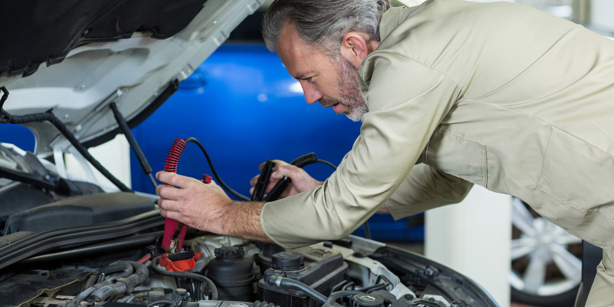 Expert Car Battery Replacement Services in the UAE