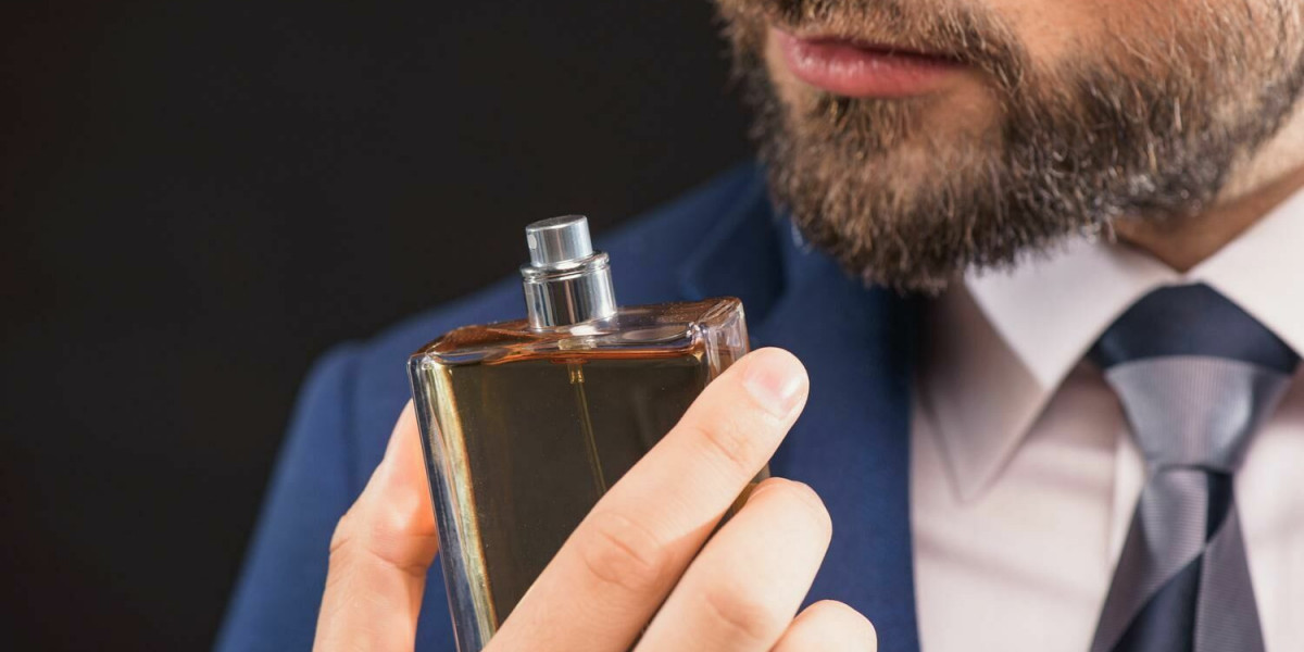 The 10 Best Perfumes for Men in the World in 2025