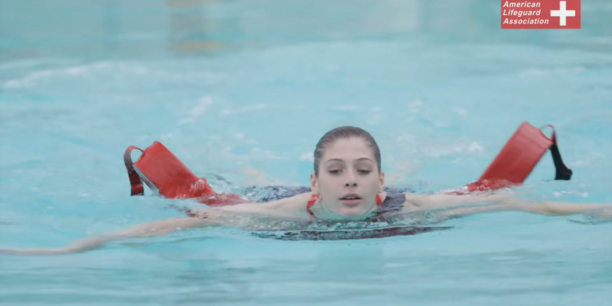 Lifeguard Training: Pave Your Path to Respected Lifesaver