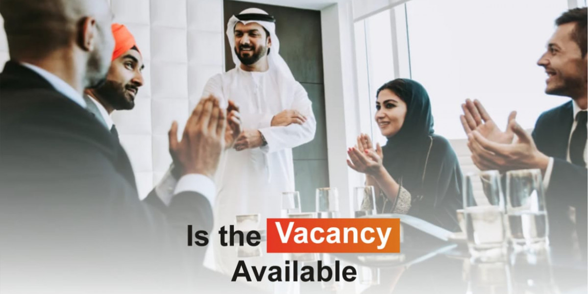 A Comprehensive Guide to Transitioning Careers in the UAE